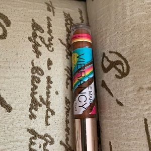 Josie Maran concealer and m.a.c cosmetics